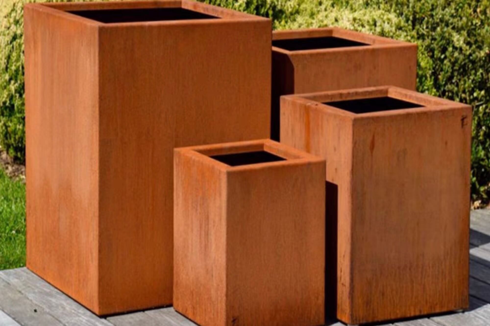 Corten steel flower pot