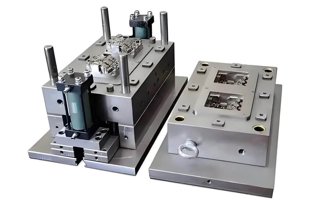 plastic mold